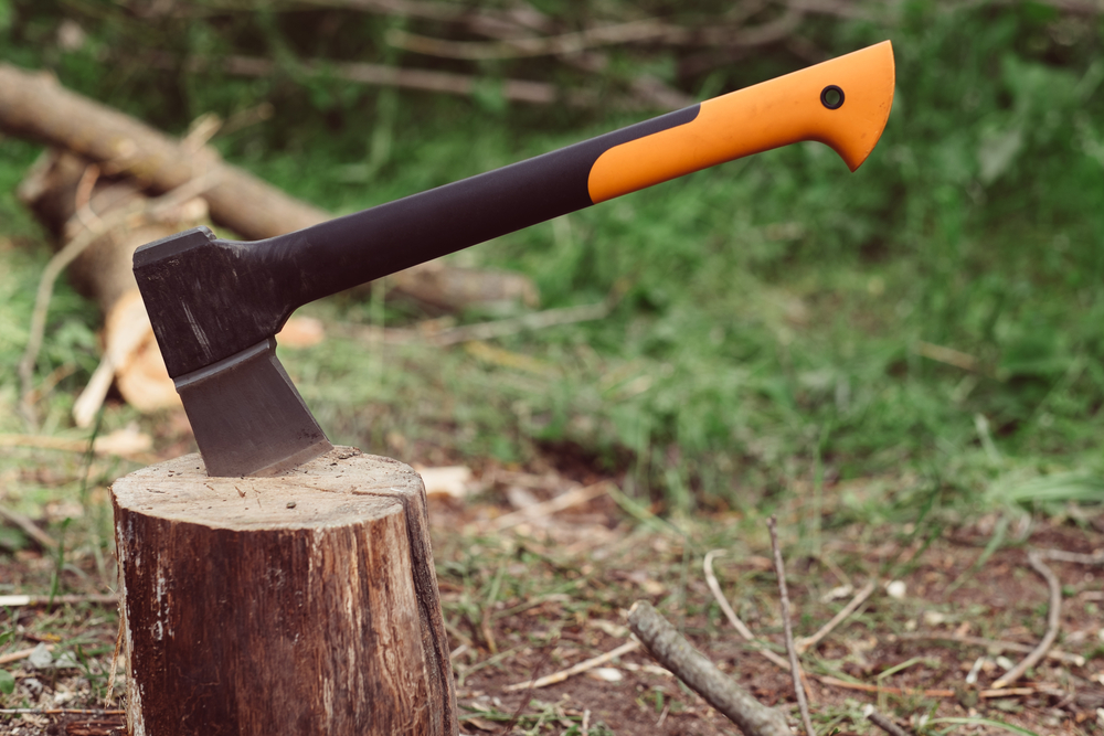 Best Camping Axe Reviews: Be Informed, Stay Alive